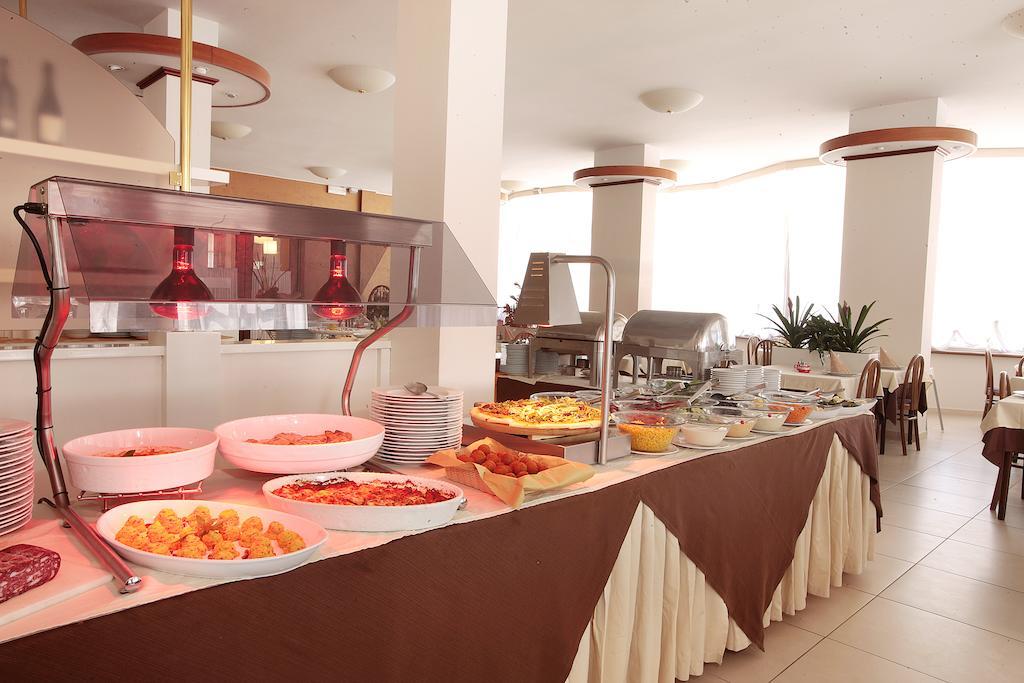 Gallia Club Hotel Cesenatico Exterior photo